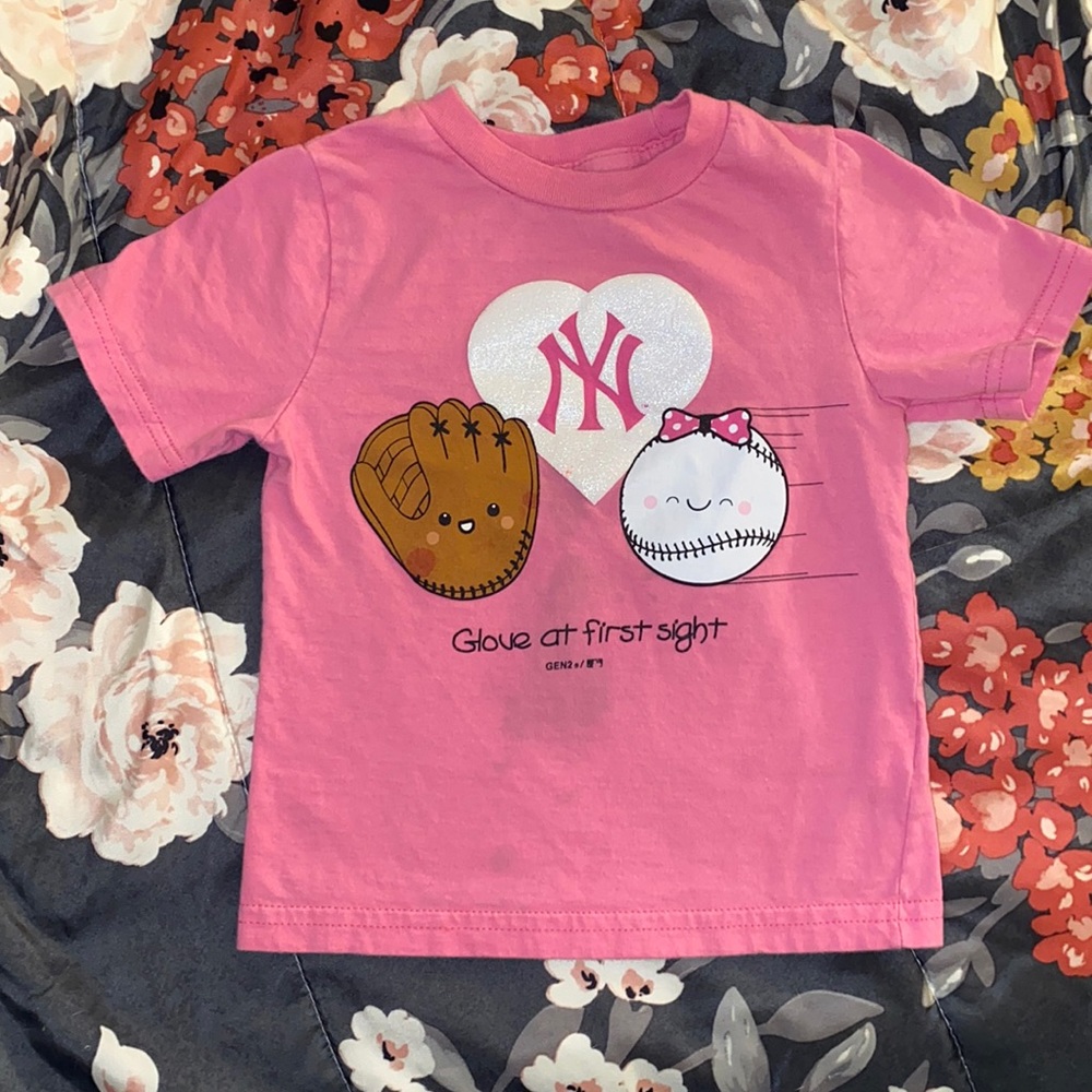 Girls Yankee shirt
